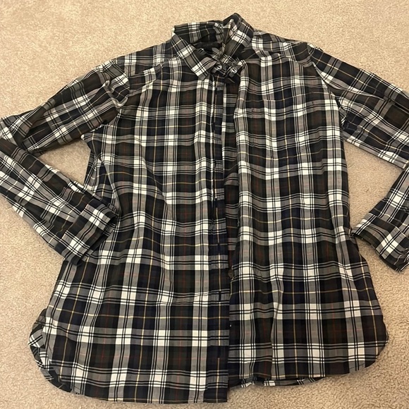 J Crew Button Down Size 4 - Picture 2 of 4